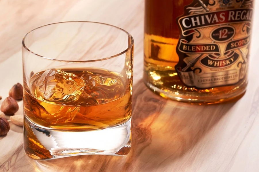 CHIVAS REGAL 